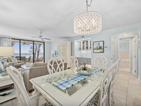 Sanibel Vacation Condo Sleeps Six Guests.